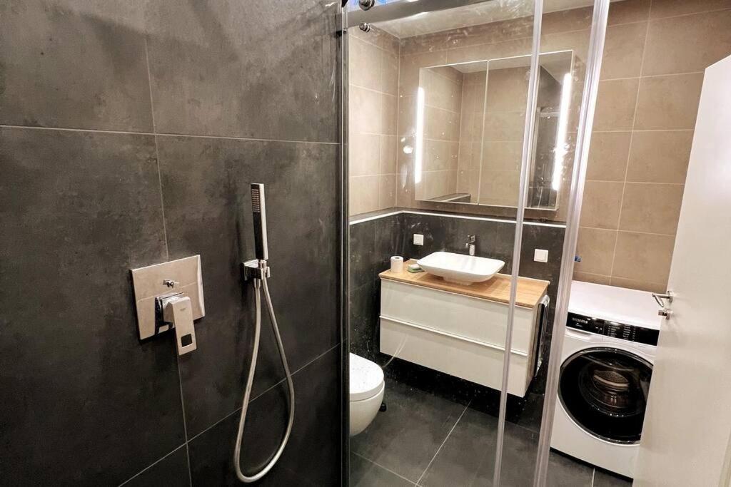 Lovely Flat Relax Near City Center Nuremberg Exterior photo
